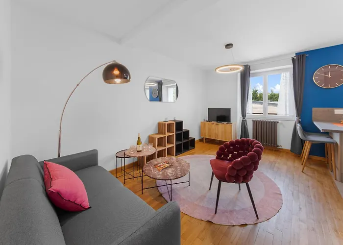 Le Bel Hugo Parking Gratuit Digione